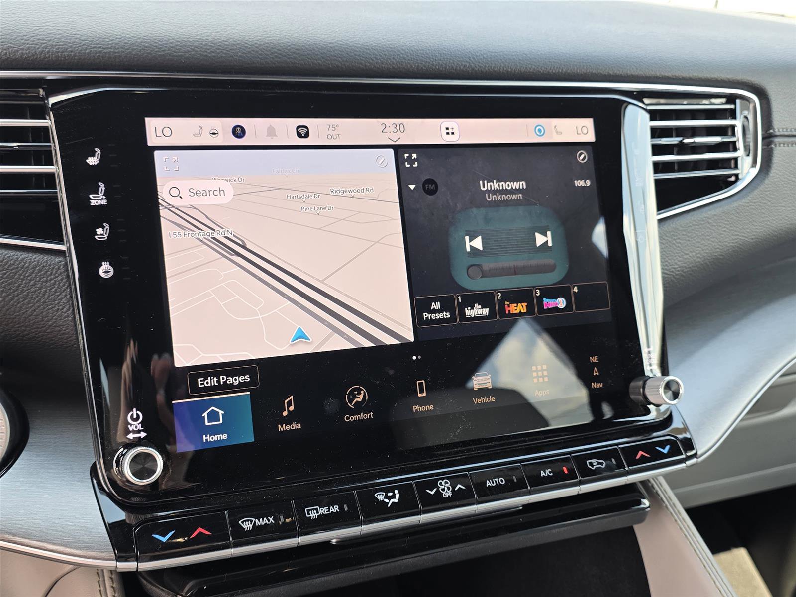 New 2026 Jeep Grand Wagoneer L 4WD w/ Premium Group I image 14