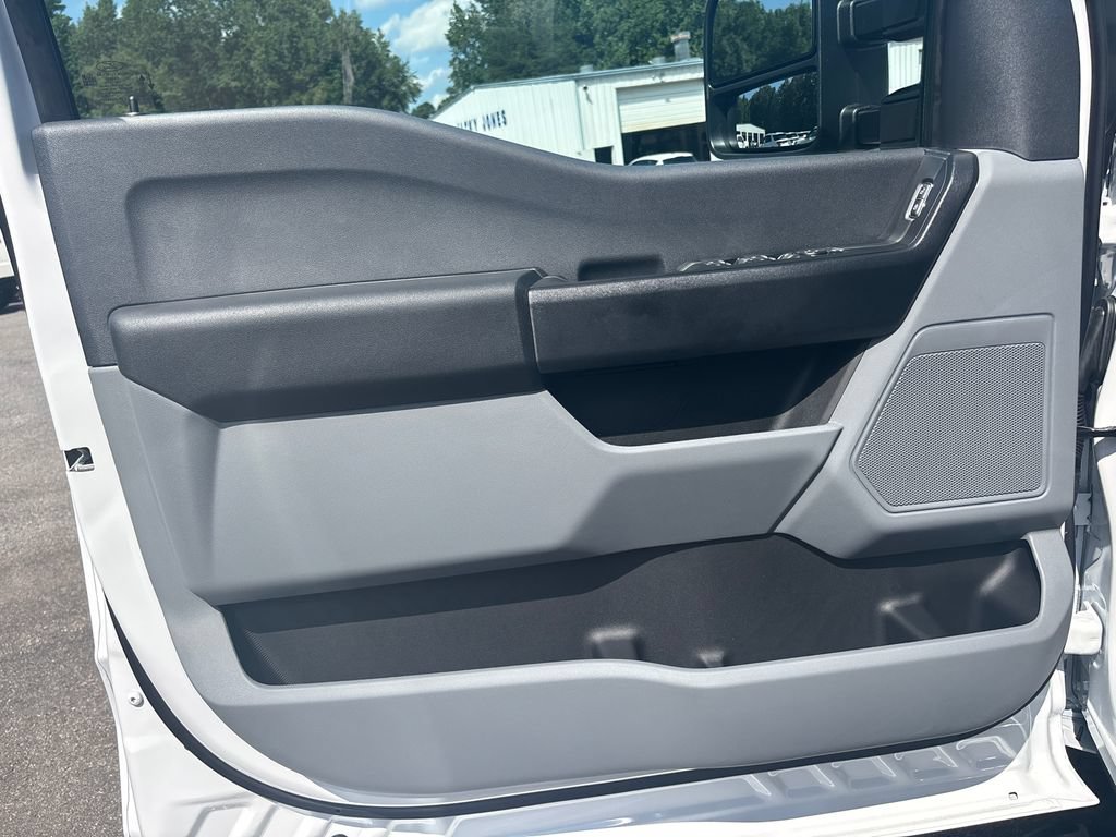 New 2026 Ford F350 XL AWD/4WD image 17