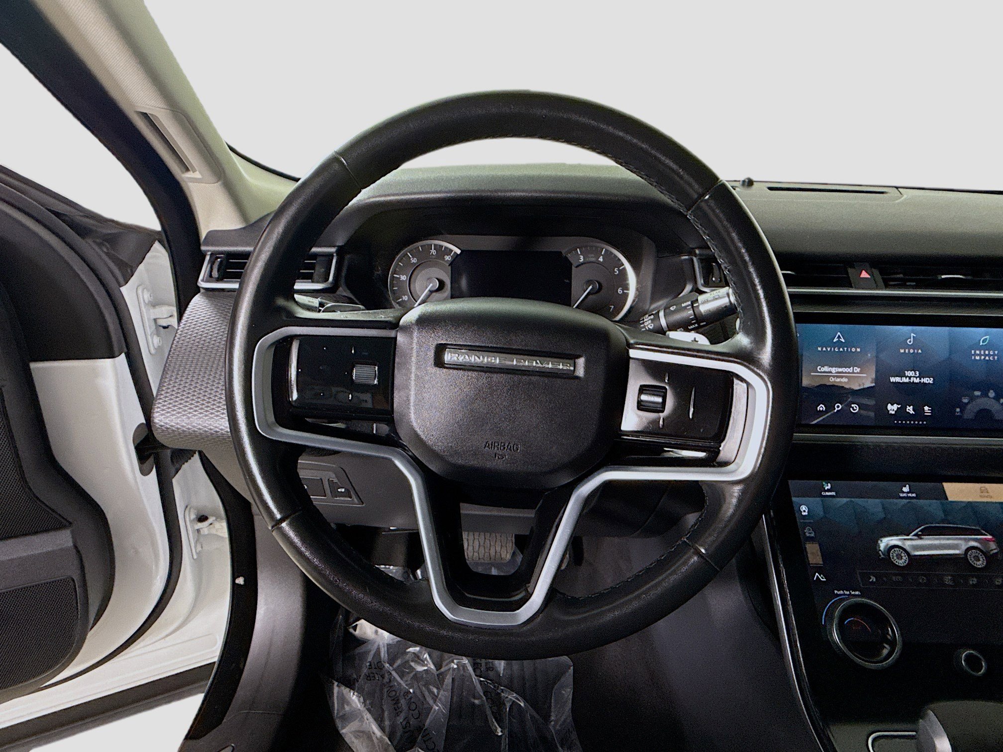 Used 2022 Land Rover Range Rover Velar S image 10