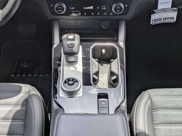 New 2026 Mitsubishi Outlander SE FWD image 20