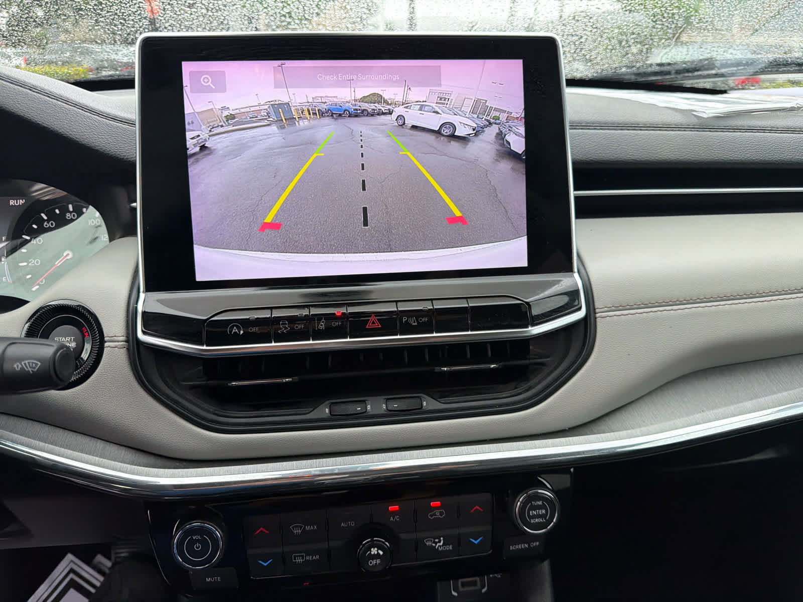 Used 2024 Jeep Compass Limited image 7