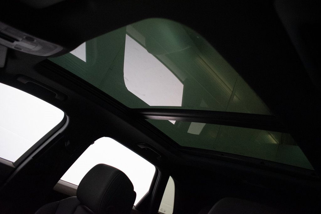 Used 2020 Audi Q3 2.0T Premium Plus w/ Premium Plus Package image 20