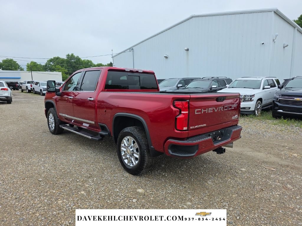 Used 2024 Chevrolet Silverado 2500 High Country w/ High Country Premium Package AWD/4WD image 4
