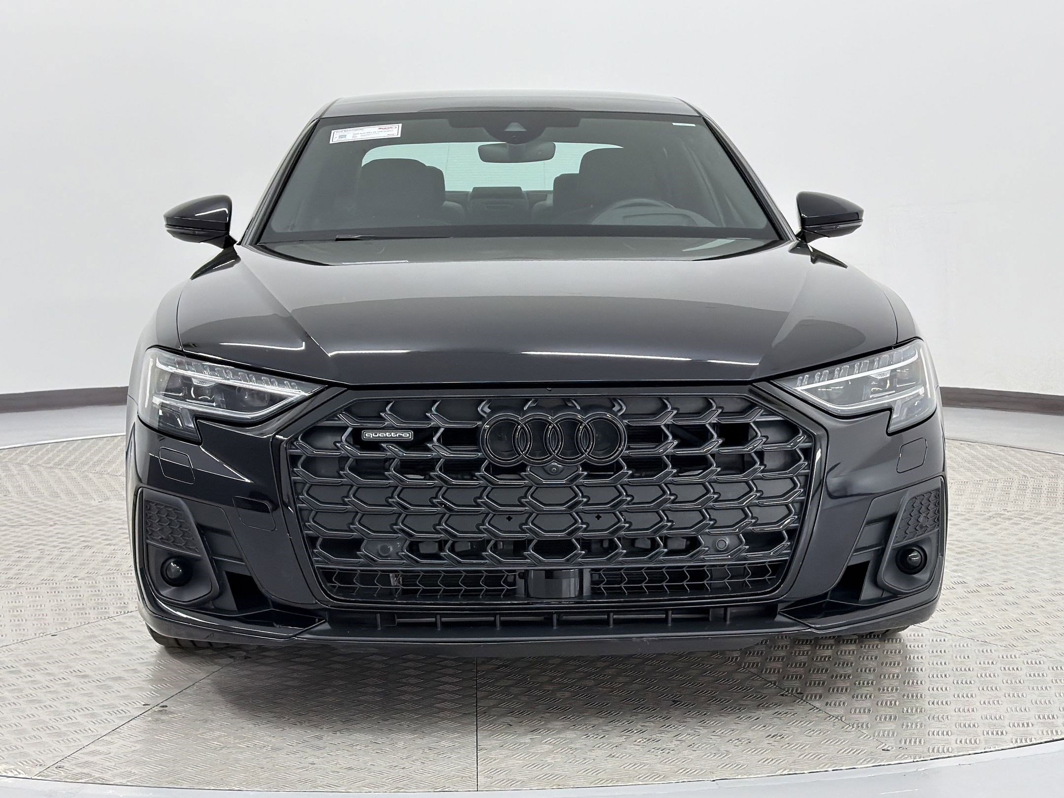 Used 2024 Audi A8 L 3.0T image 6