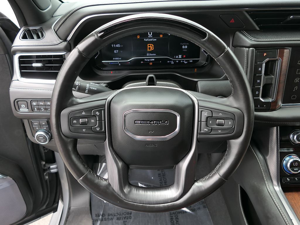 Used 2023 GMC Yukon Denali Ultimate AWD/4WD image 17