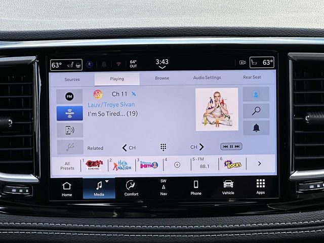 New 2025 Chrysler Pacifica Limited w/ Uconnect Theater Family Group image 5