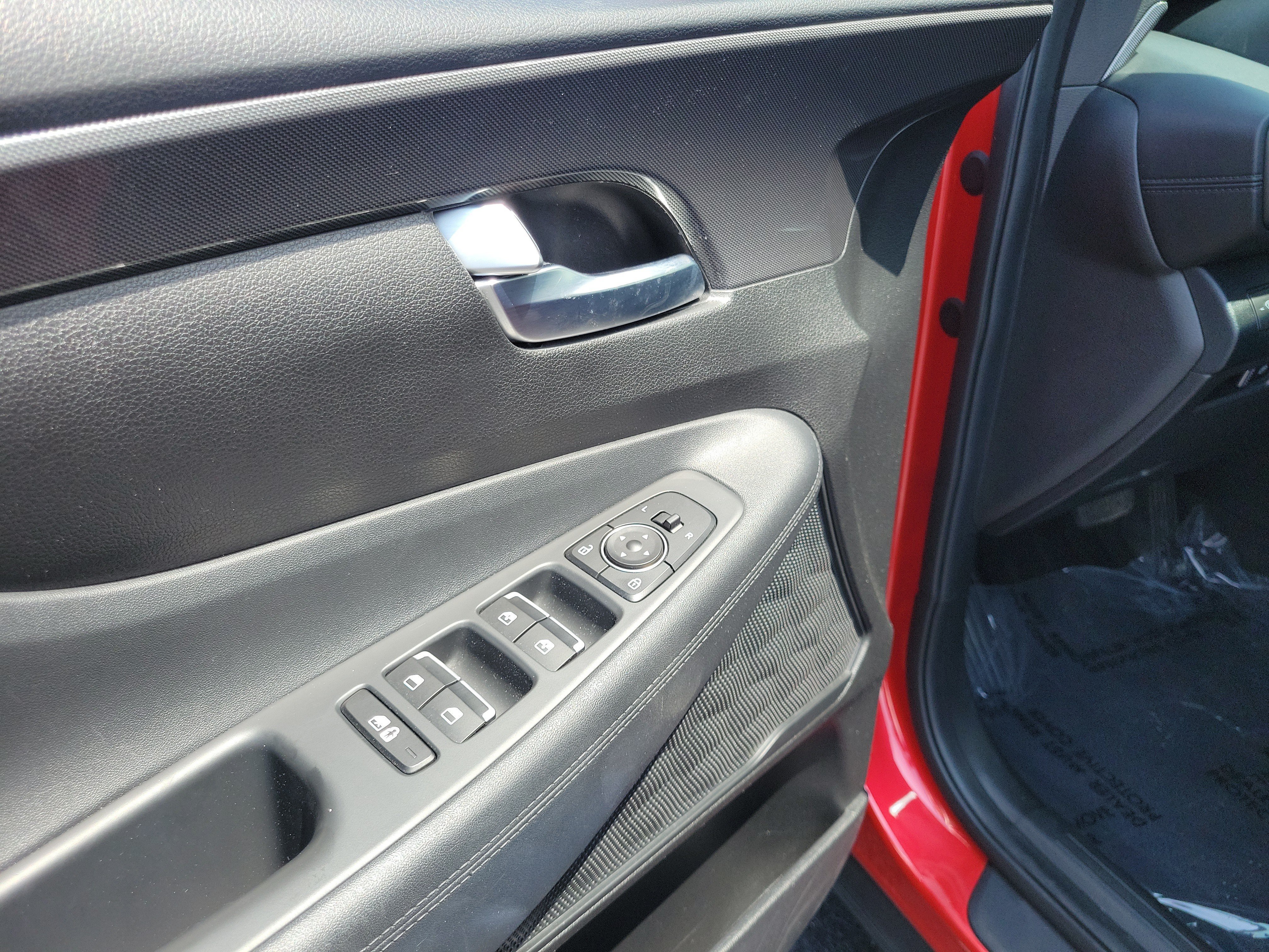 Used 2021 Hyundai Santa Fe SEL w/ Convenience Package FWD image 18