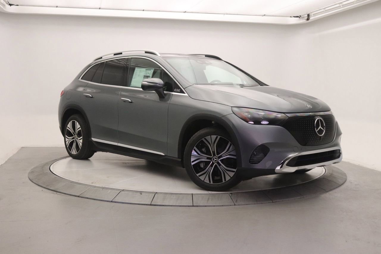 New 2026 Mercedes-Benz EQE 320 4MATIC SUV image 16