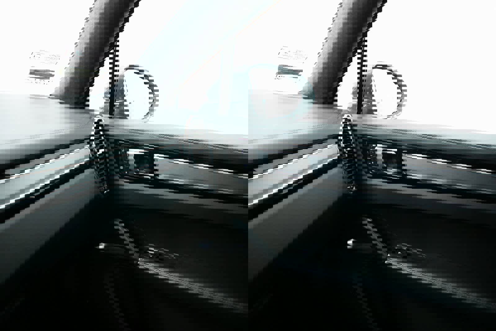 Certified 2022 Porsche Cayenne Turbo image 24