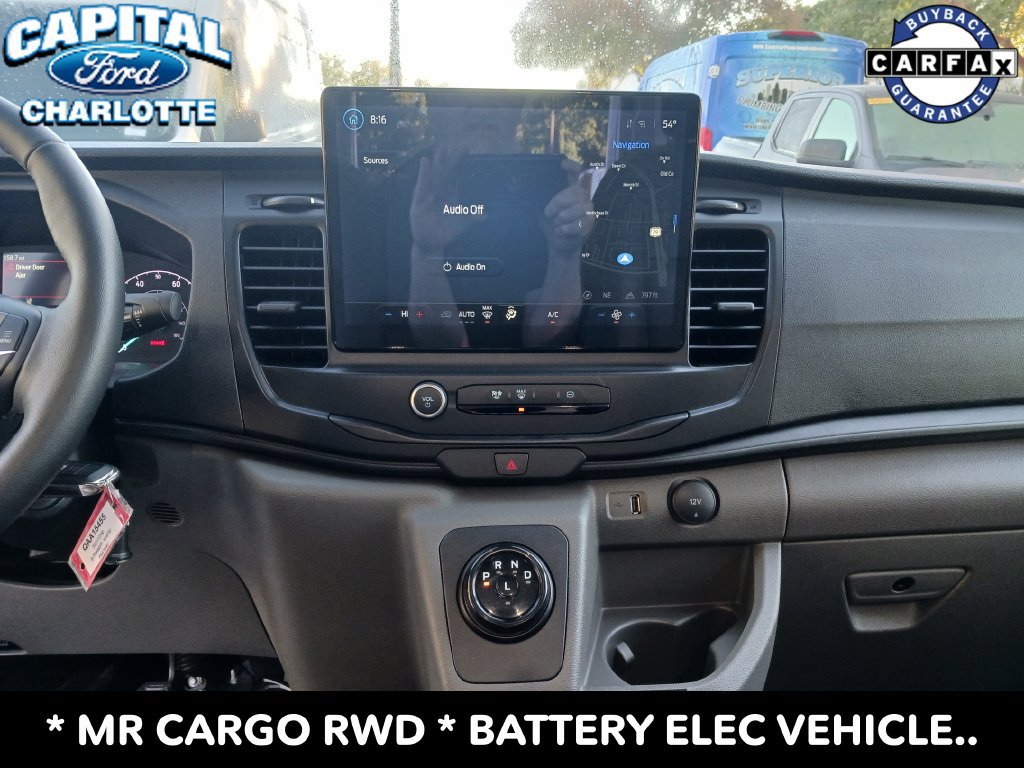 Used 2023 Ford E-Transit Medium Roof RWD image 19
