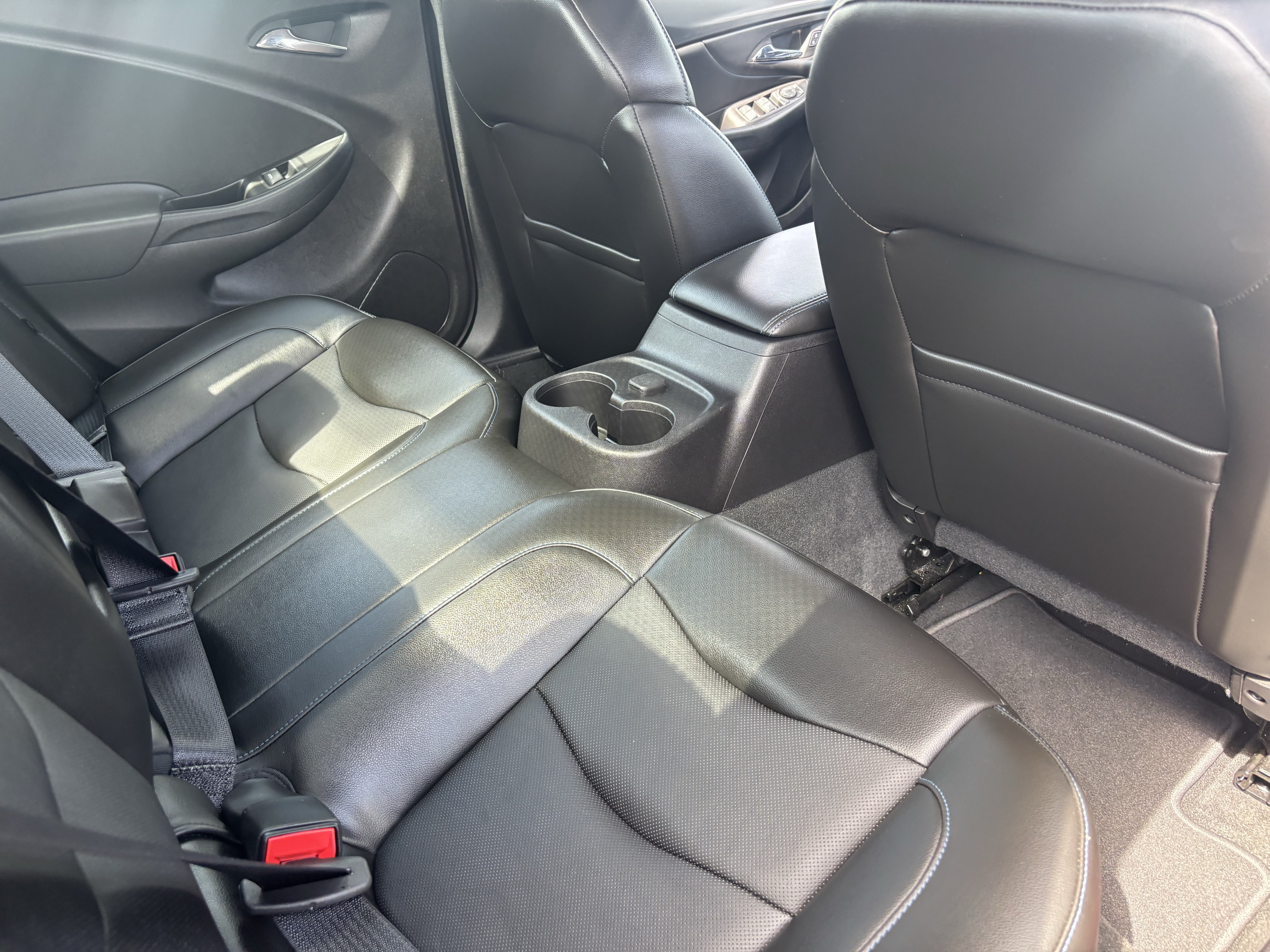 Used 2018 Chevrolet Volt LT w/ LT Driver Confidence Package FWD image 11