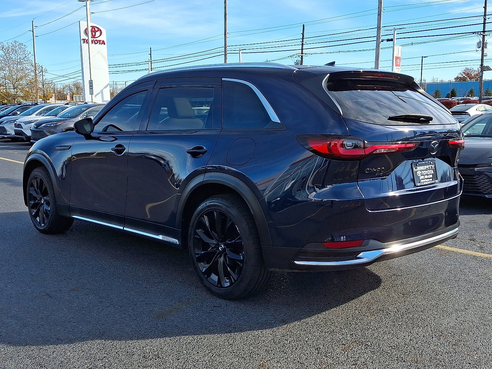 Used 2024 MAZDA CX-90 3.3 Turbo w/ Premium Plus Pkg image 4