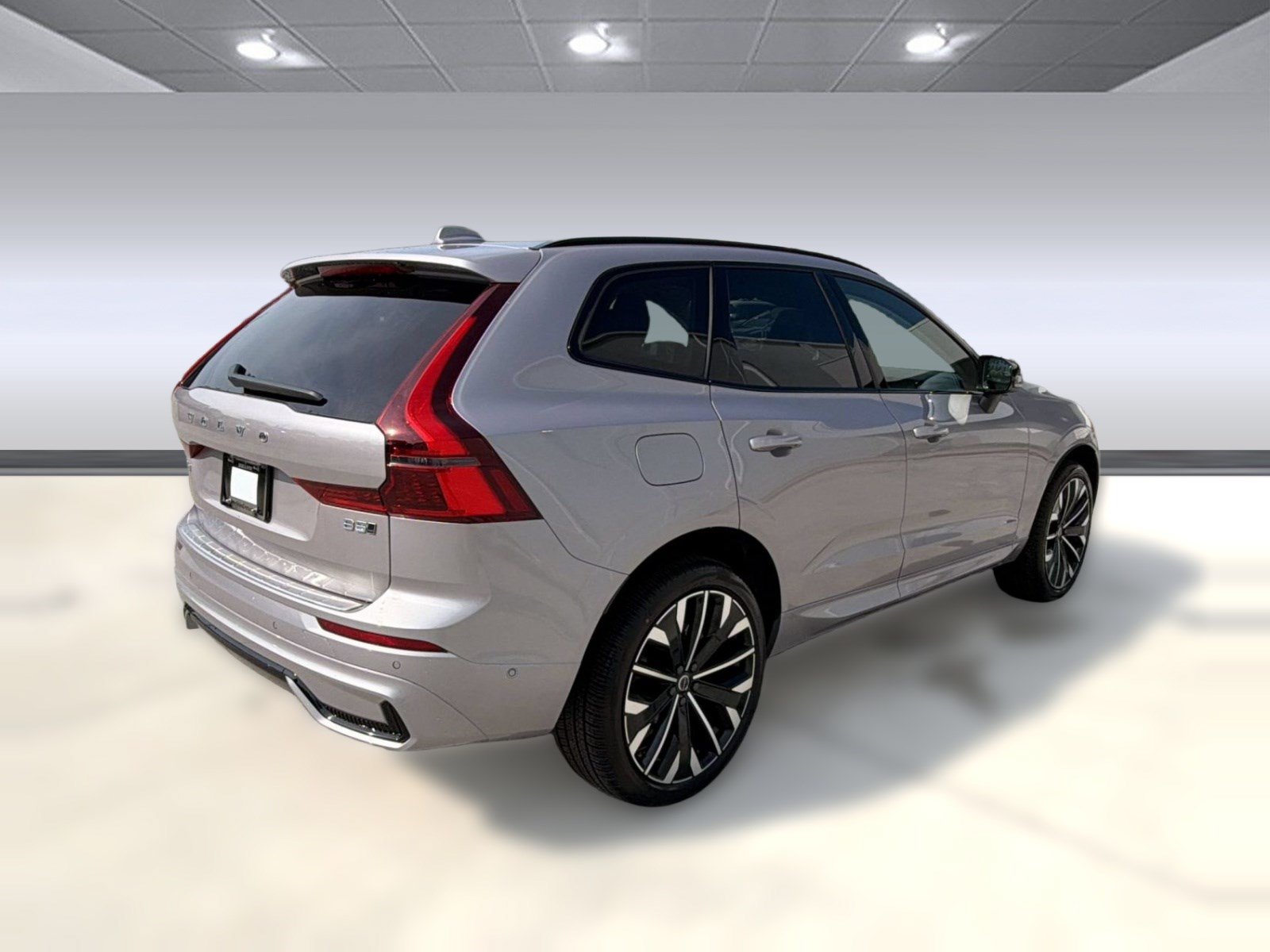 New 2026 Volvo XC60 B5 Ultra w/ Protection Package Premier AWD/4WD image 9