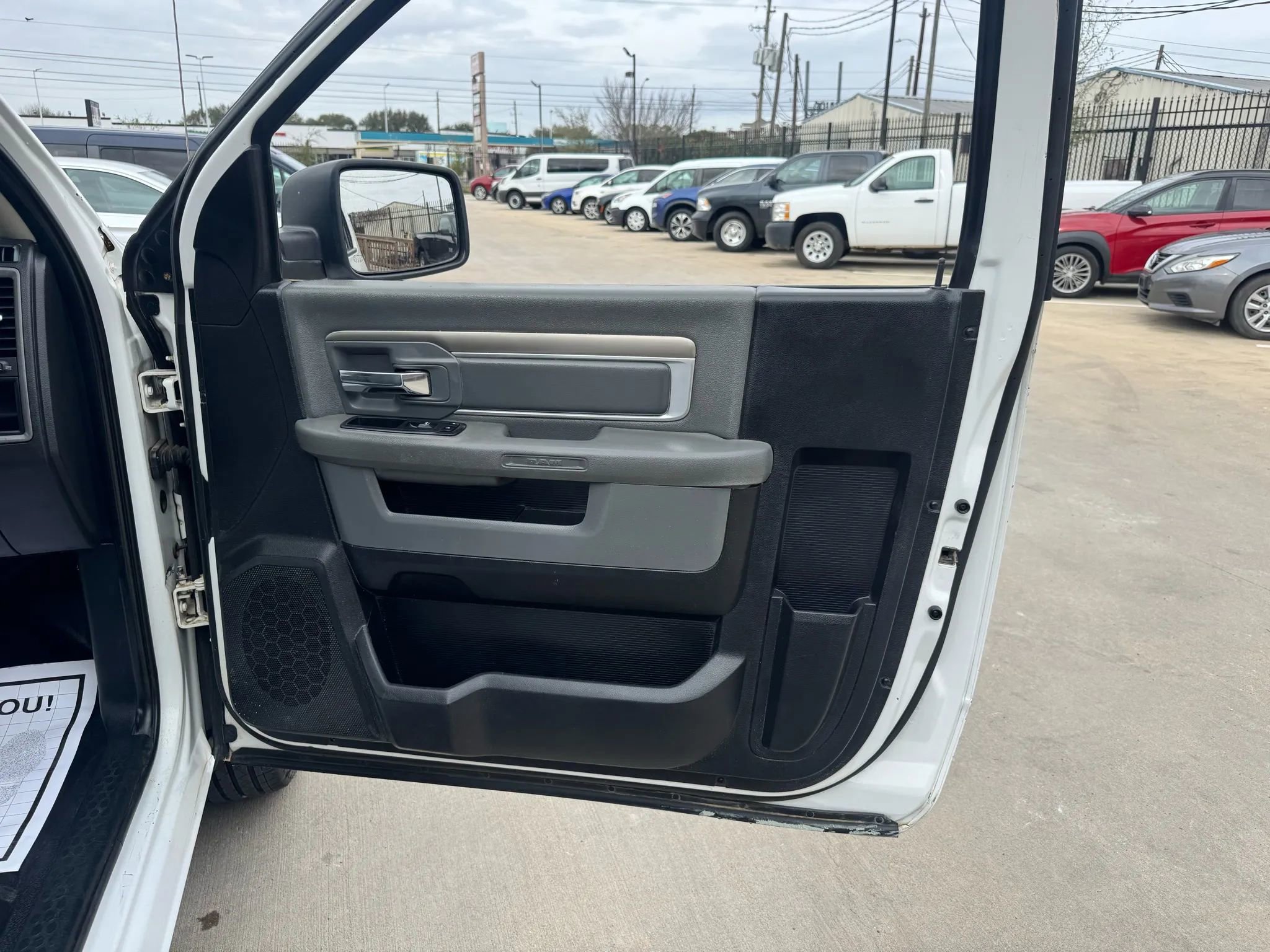 Used 2017 RAM 1500 Tradesman w/ Power & Remote Entry Group image 27