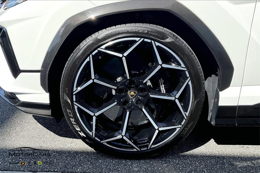 Used 2023 Lamborghini Urus Performante image 10