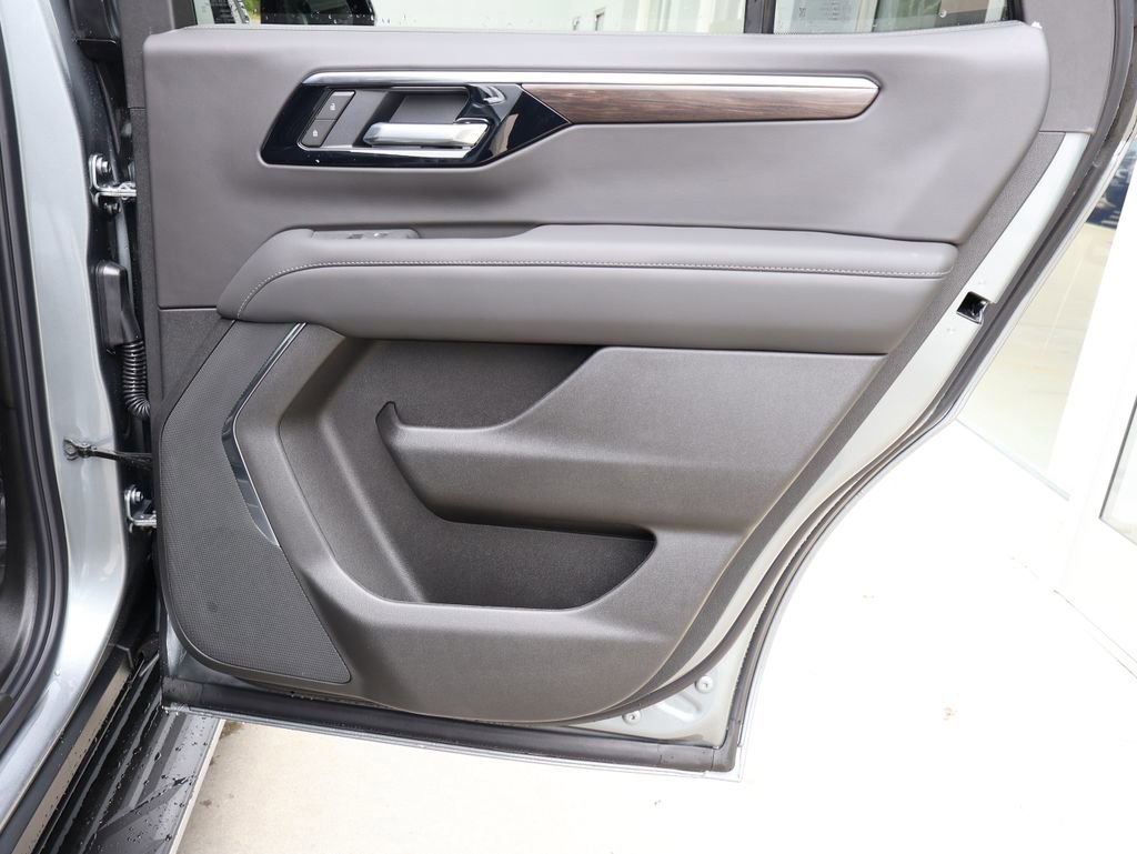 New 2026 Chevrolet Tahoe LS AWD/4WD image 36