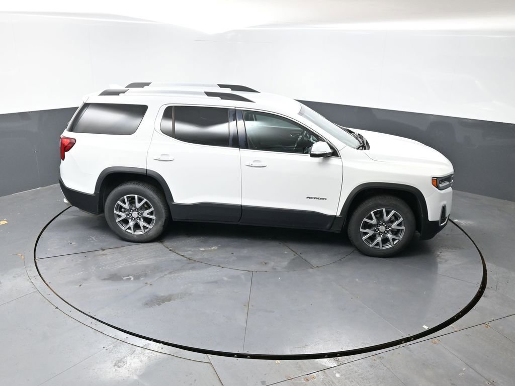 Used 2023 GMC Acadia SLT image 15