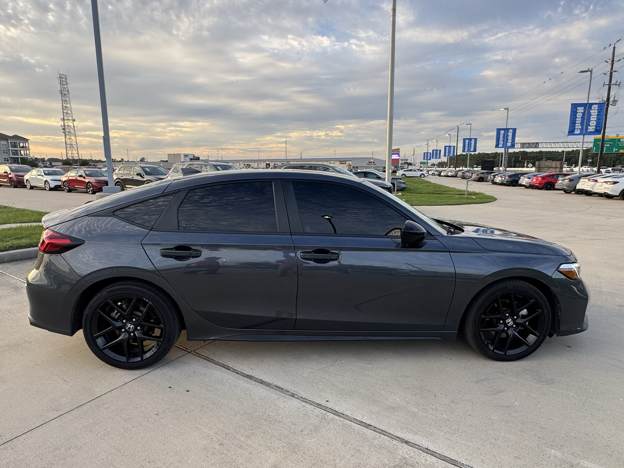 Certified 2025 Honda Civic Sport image 9