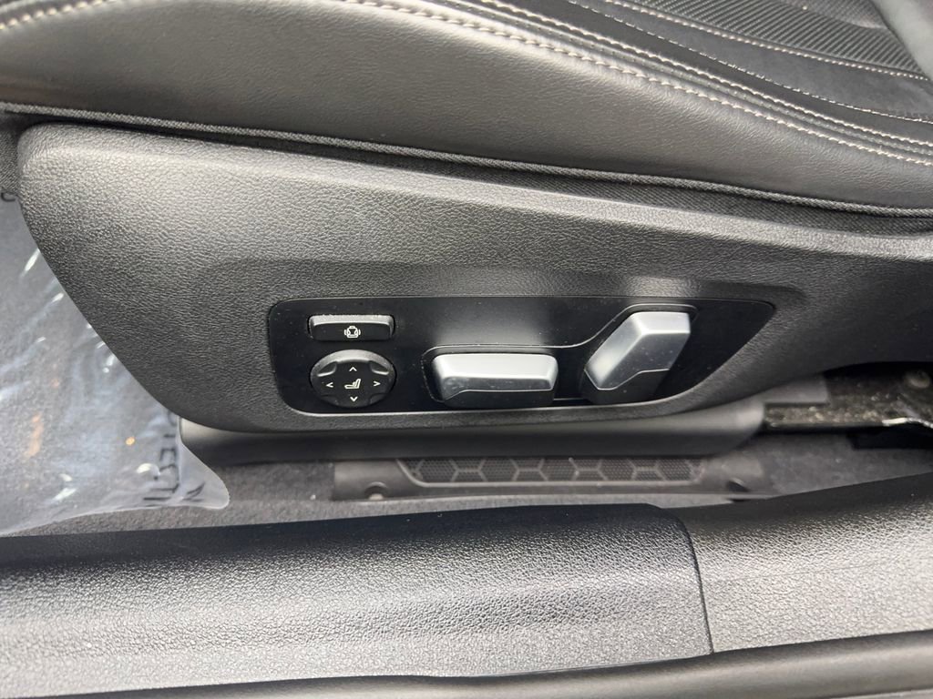 Used 2023 BMW 840i Gran Coupe w/ Driving Assistance Package image 30