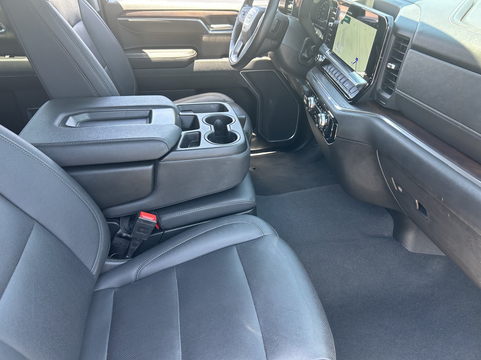 Certified 2025 GMC Sierra 1500 SLT AWD/4WD image 11