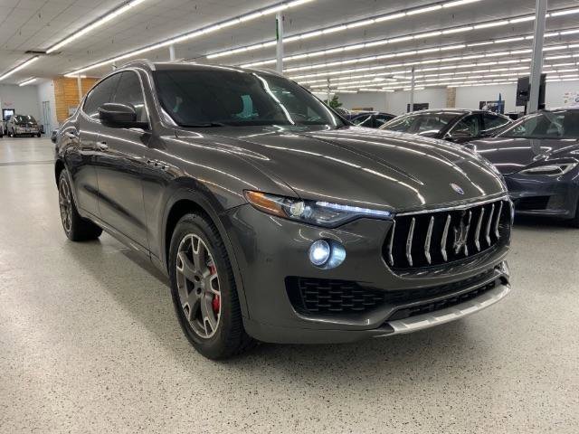 Used 2017 Maserati Levante S image 3