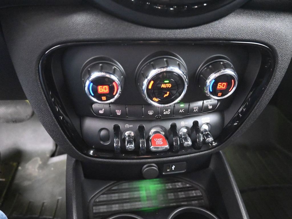 Used 2020 MINI Cooper Clubman S w/ Storage Package image 3