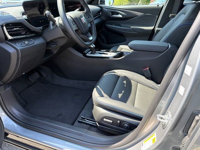 Certified 2026 Buick Envista Sport Touring w/ Convenience I Package FWD image 9