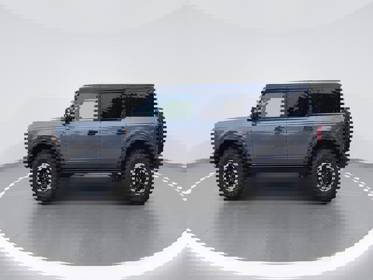 New 2025 Ford Bronco Badlands image 3