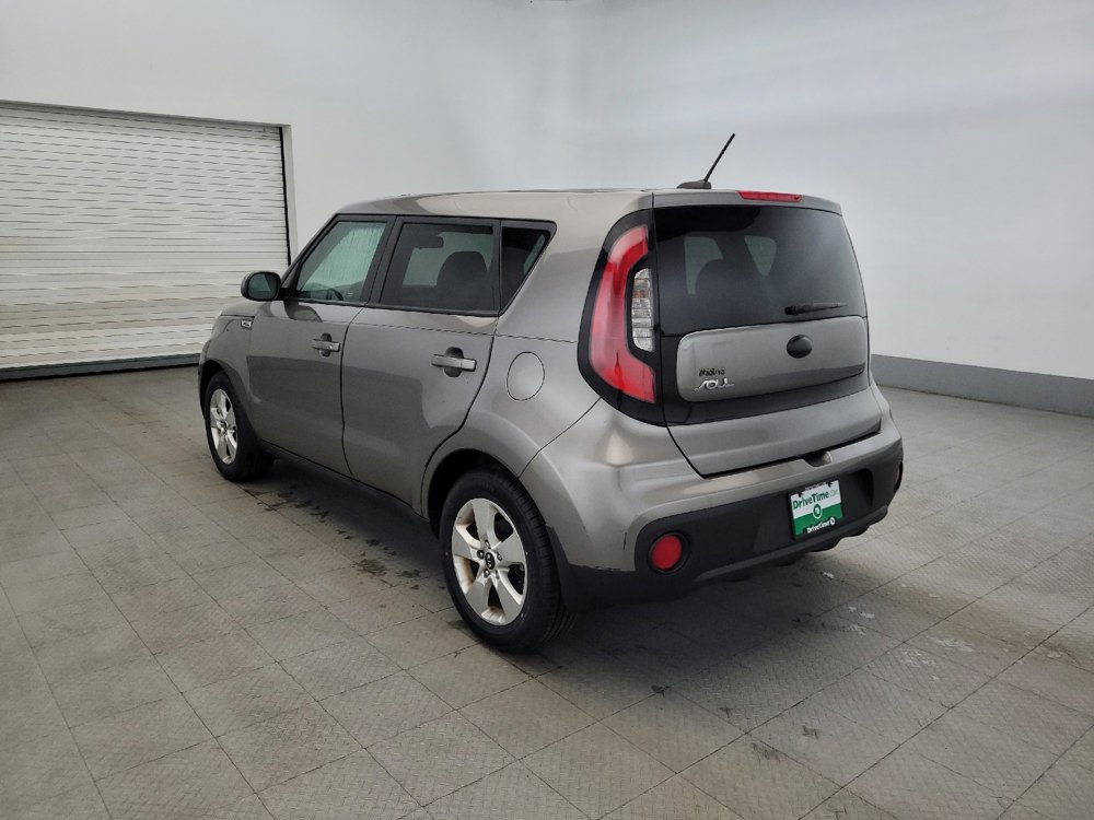 Used 2017 Kia Soul image 5