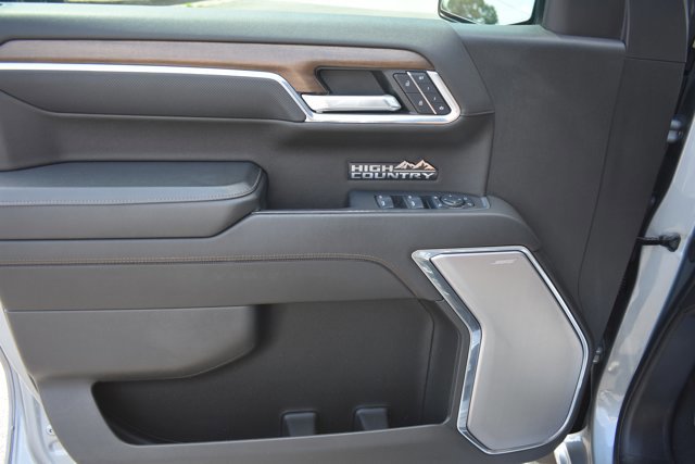 Used 2024 Chevrolet Silverado 1500 High Country w/ High Country Premium Package image 16