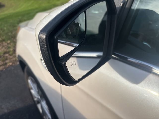 Used 2018 Ford Escape SEL AWD/4WD image 10