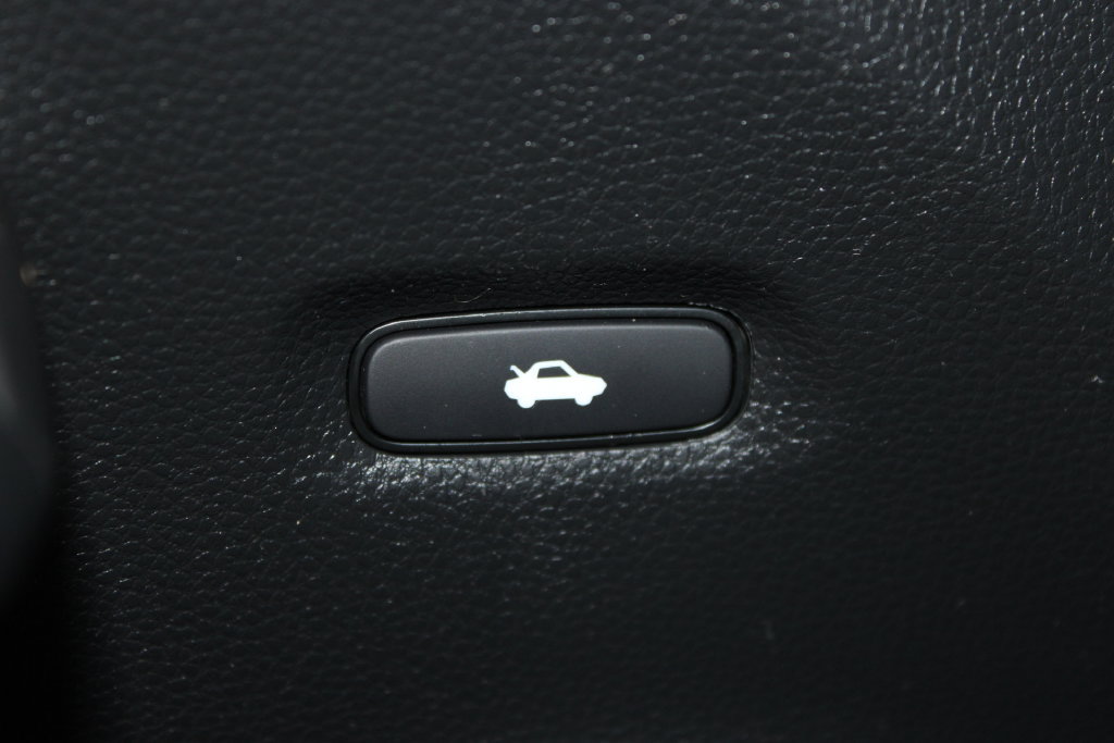 Used 2025 Honda Civic Sport image 40