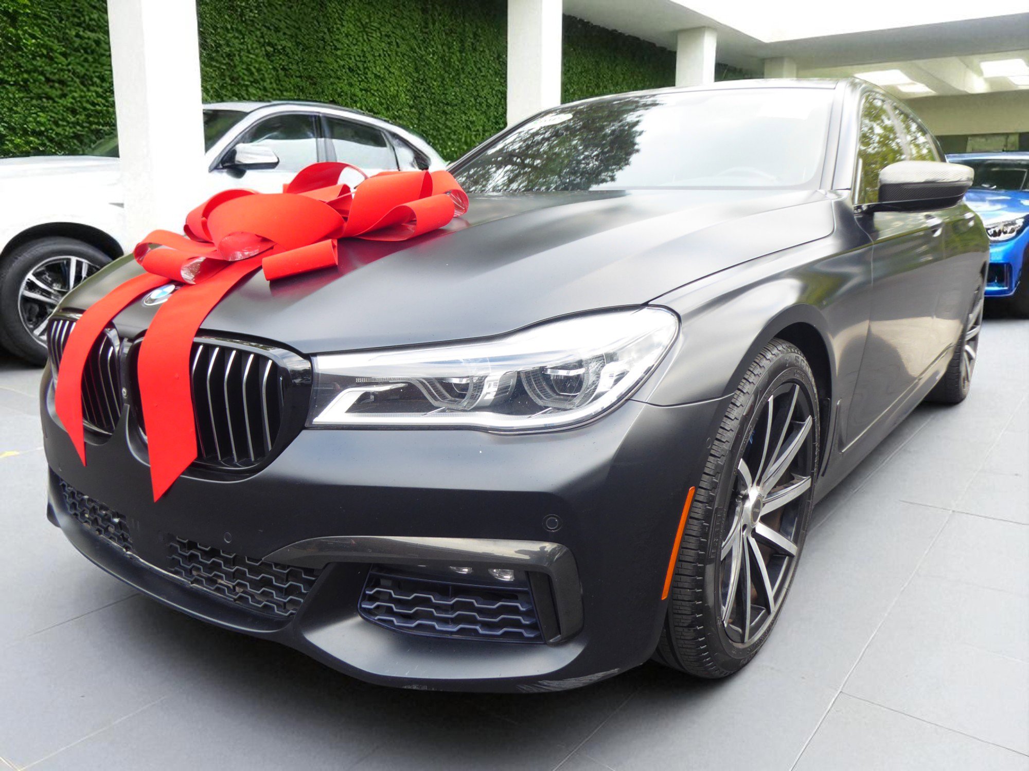 Used 2017 BMW 750i image 5