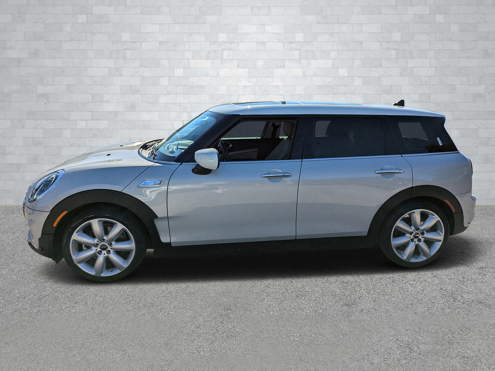 Used 2022 MINI Cooper Clubman S image 8