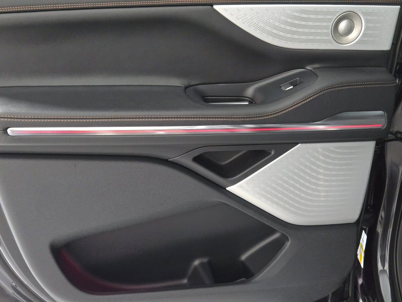 New 2026 Lincoln Navigator L Black Label image 22