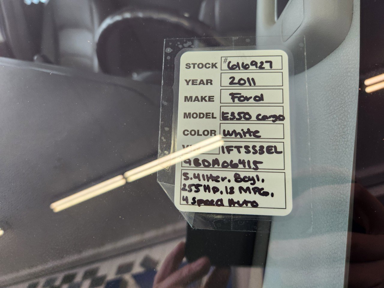 Used 2011 Ford E-350 and Econoline 350 Extended Super Duty image 20