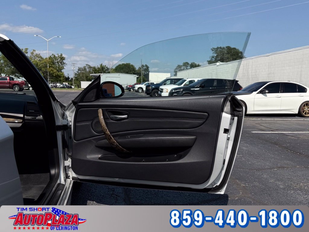 Used 2009 BMW 135i Convertible RWD image 17