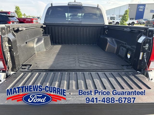 Used 2019 Toyota Tacoma TRD Sport w/ Technology Package AWD/4WD image 14