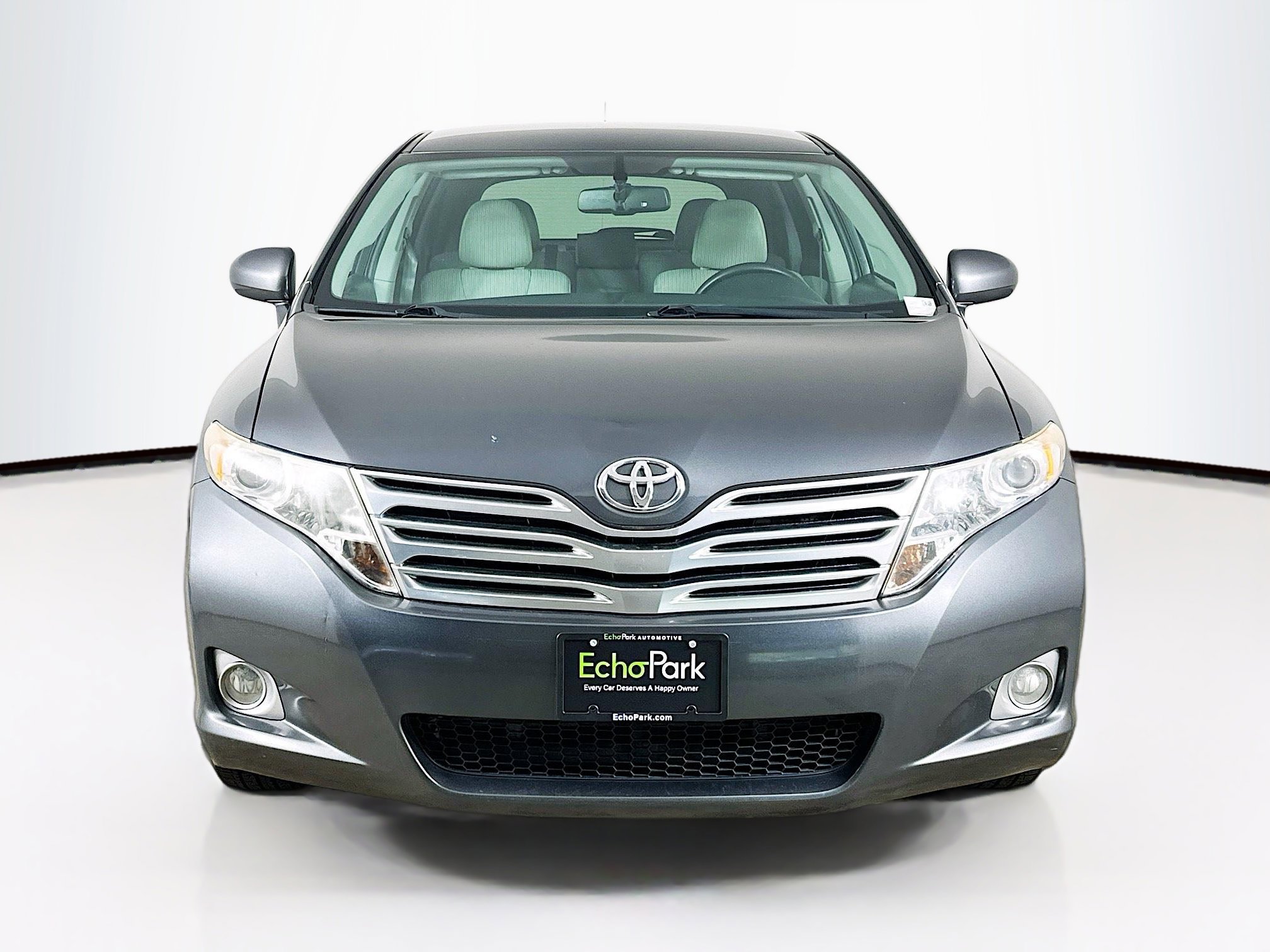 Used 2010 Toyota Venza FWD image 2