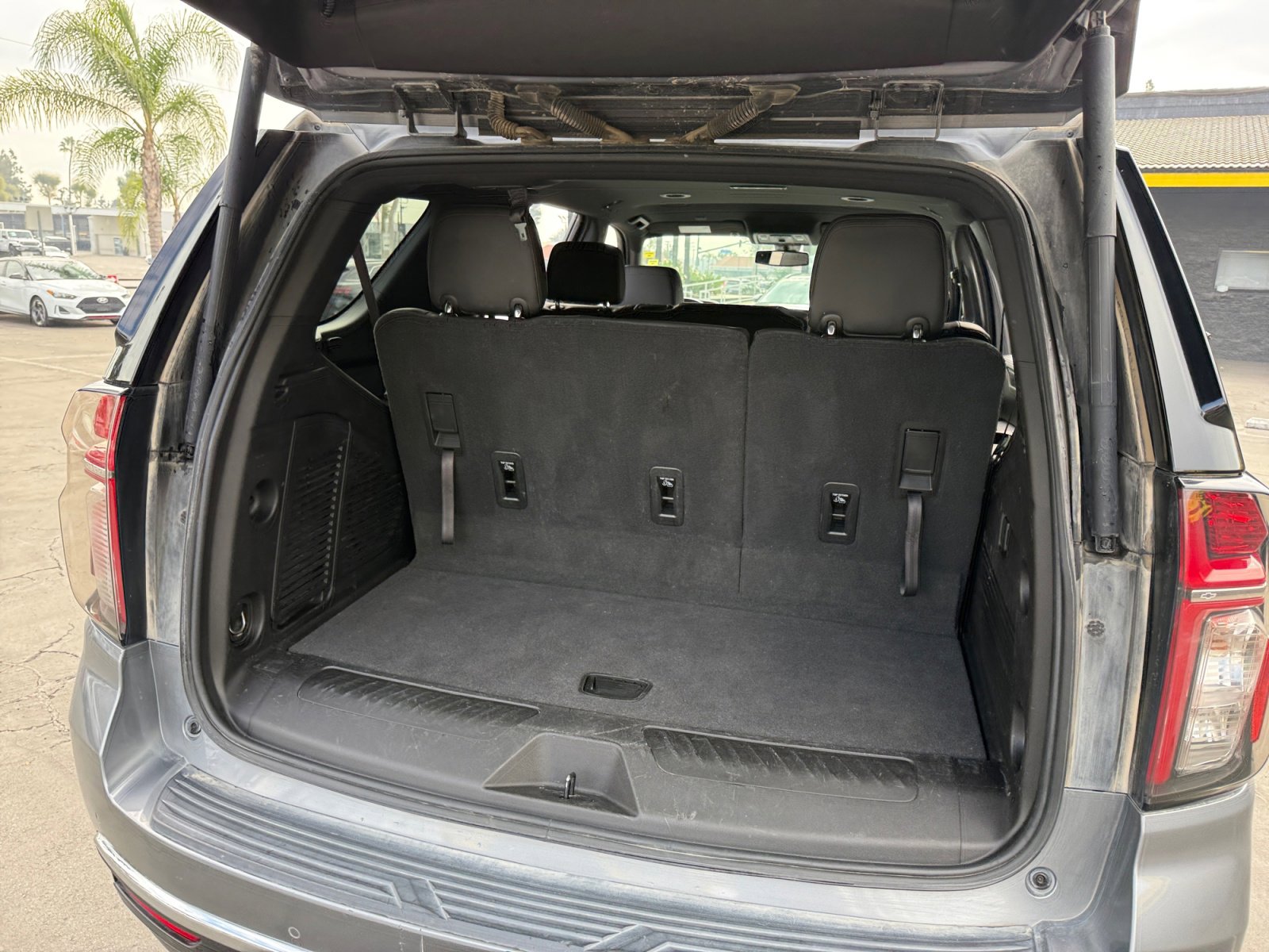 Used 2021 Chevrolet Tahoe LT image 22