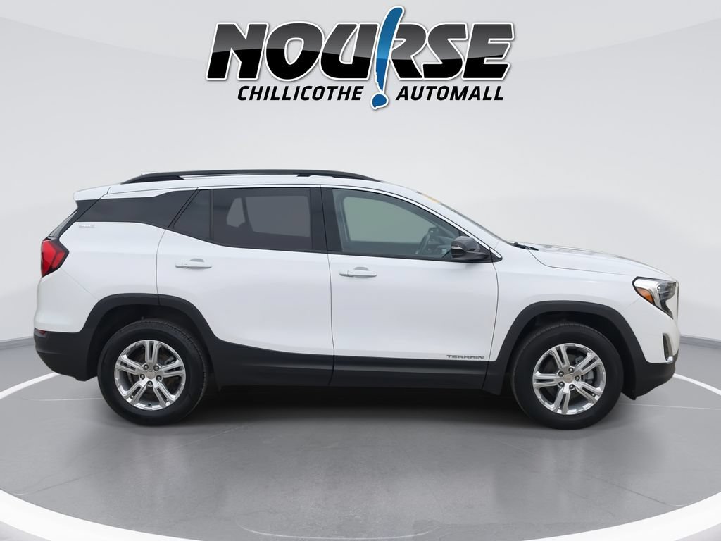 Used 2020 GMC Terrain SLE w/ Driver Convenience Package AWD/4WD image 9