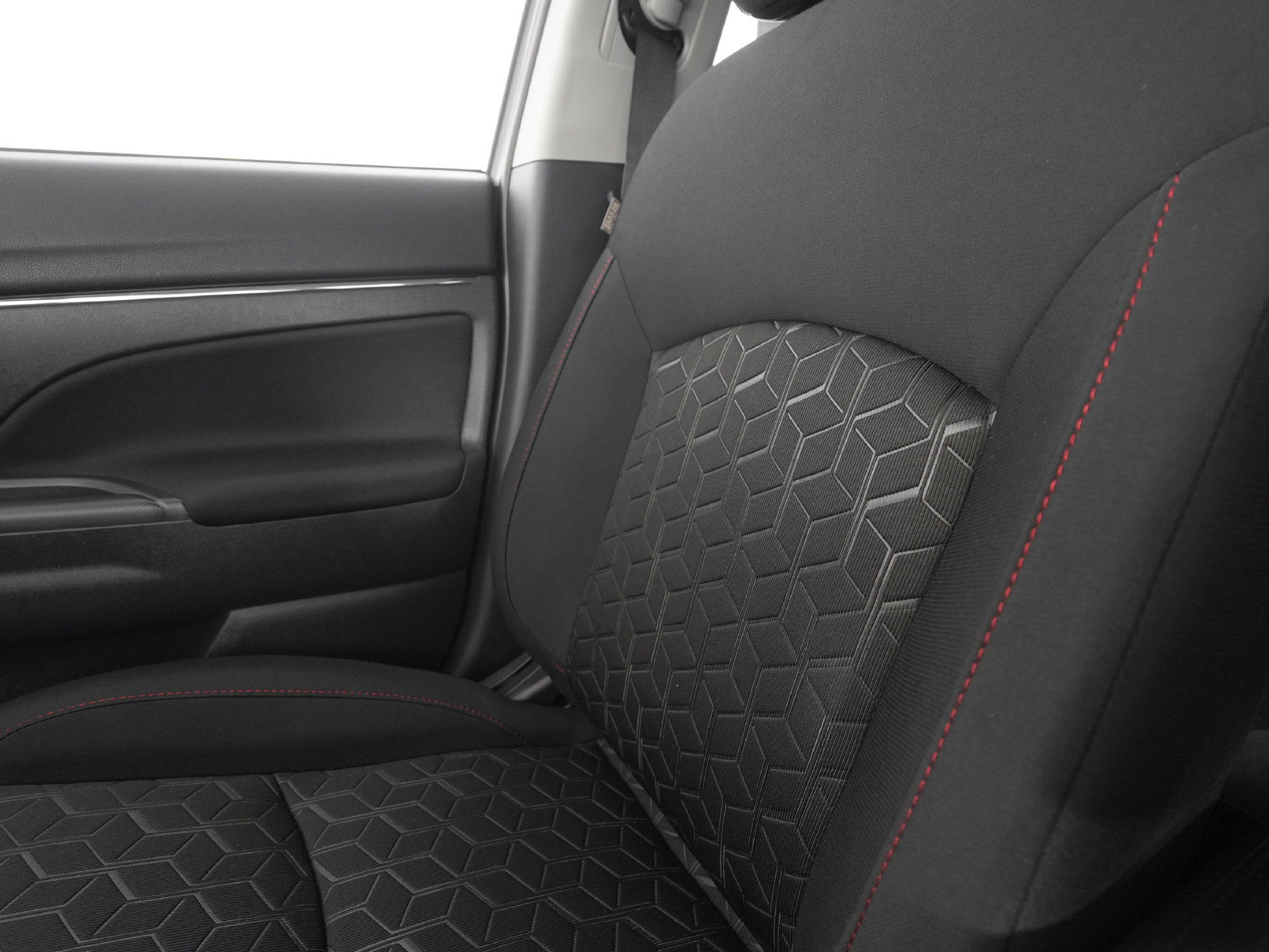 New 2027 Mitsubishi Outlander Sport LE FWD image 19