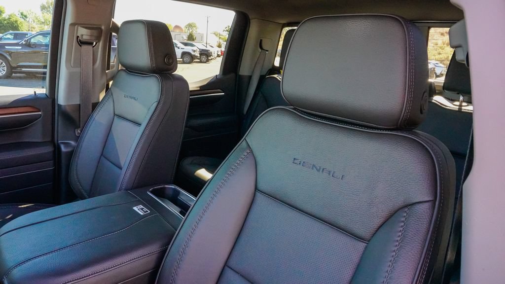 New 2026 GMC Sierra 1500 Denali AWD/4WD image 15