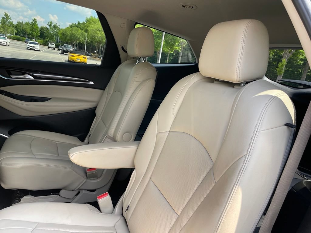 Used 2021 Buick Enclave Essence FWD image 40