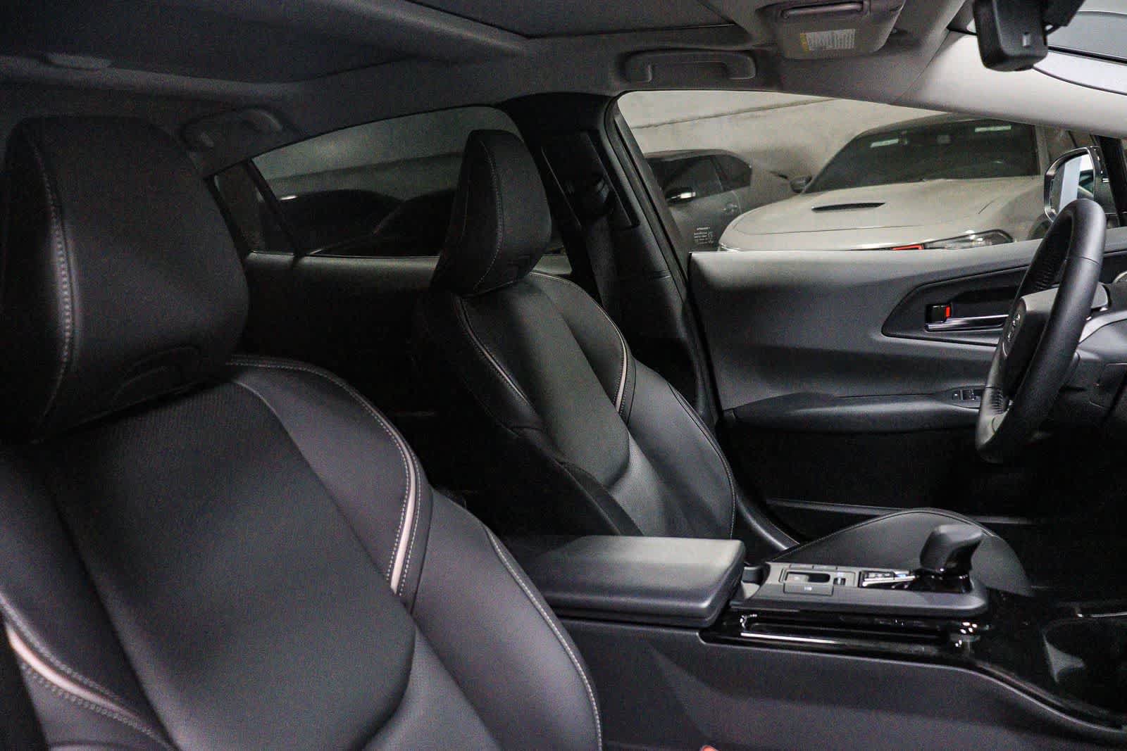Certified 2026 Toyota Prius XLE FWD image 18