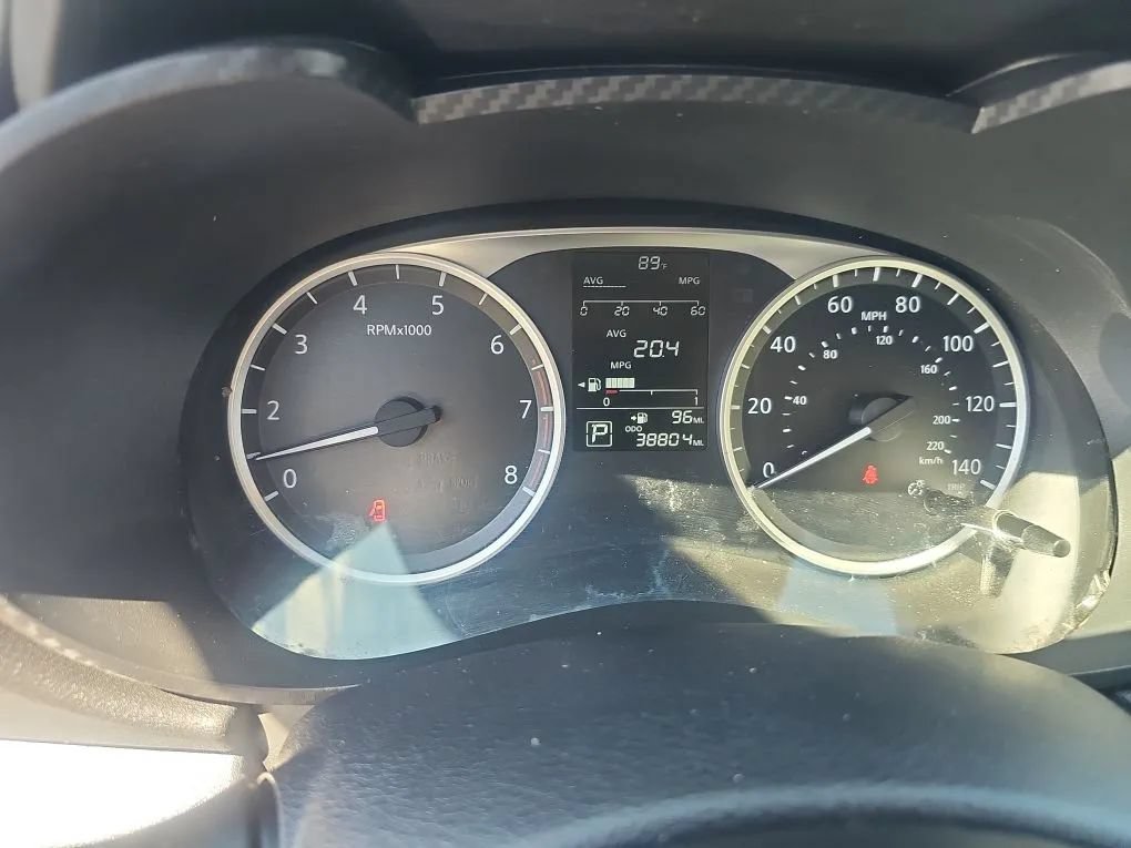 Used 2021 Nissan Versa S FWD image 15