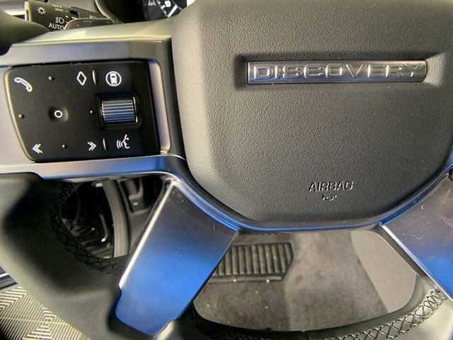 Certified 2025 Land Rover Discovery Dynamic SE image 15