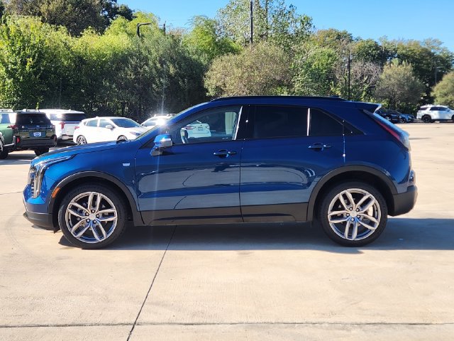 Used 2019 Cadillac XT4 Sport FWD image 4