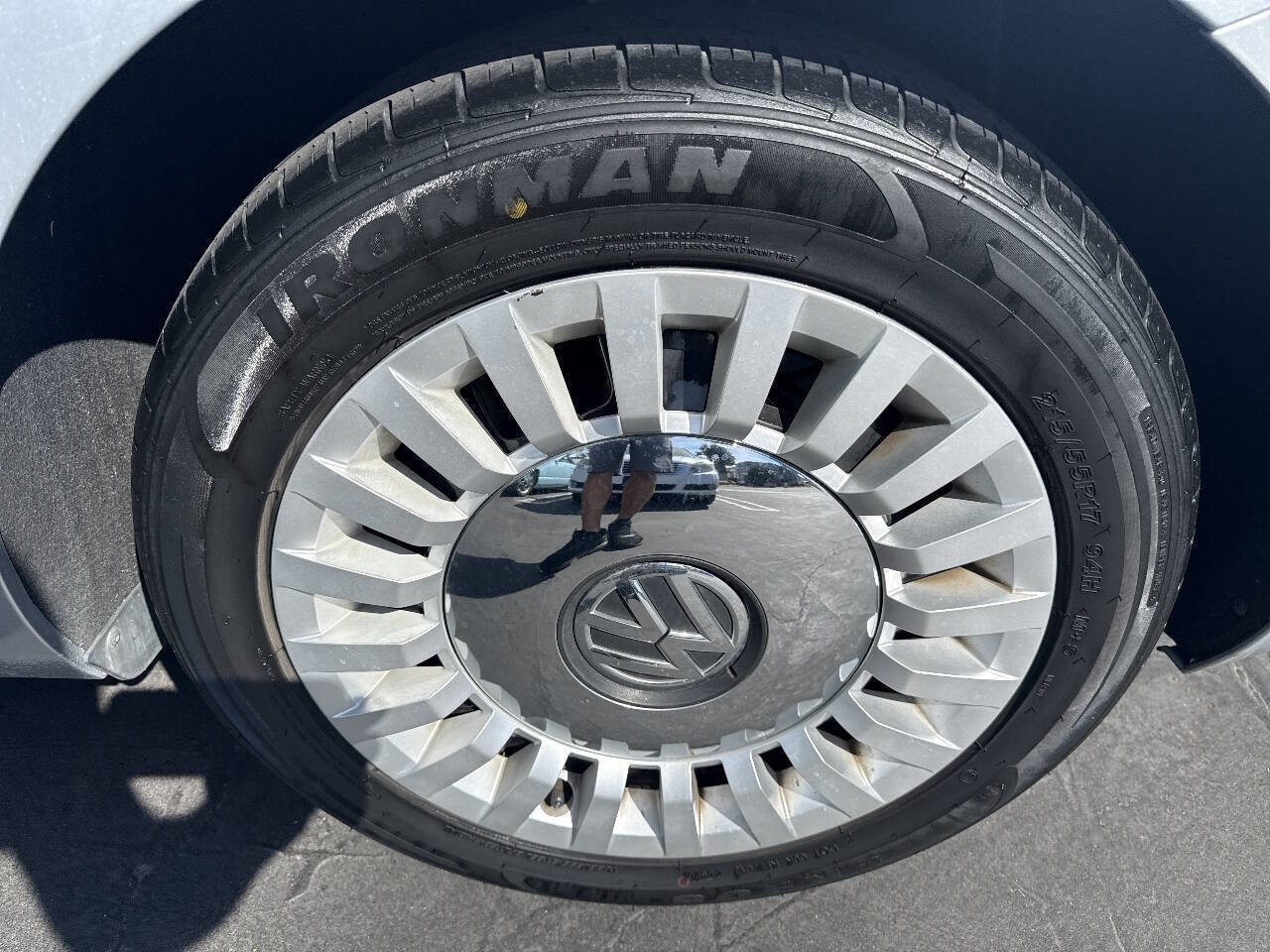 Used 2013 Volkswagen Beetle 2.5 image 24