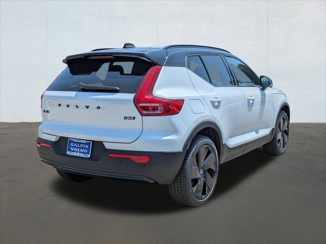New 2026 Volvo XC40 B5 Ultra w/ Climate Package image 2